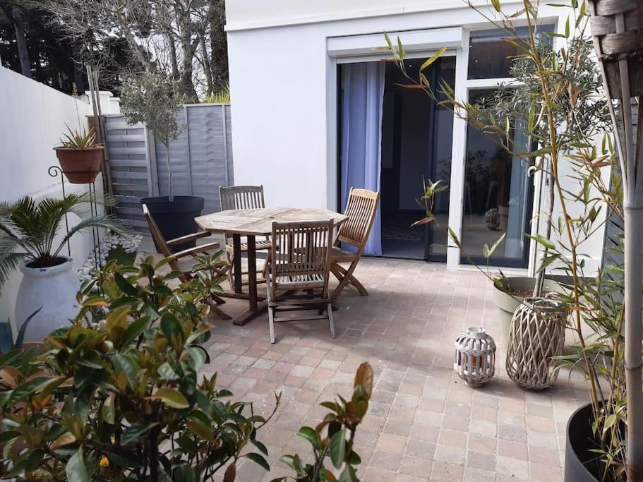 Grand Studio Avec Patio Marsella Exterior foto