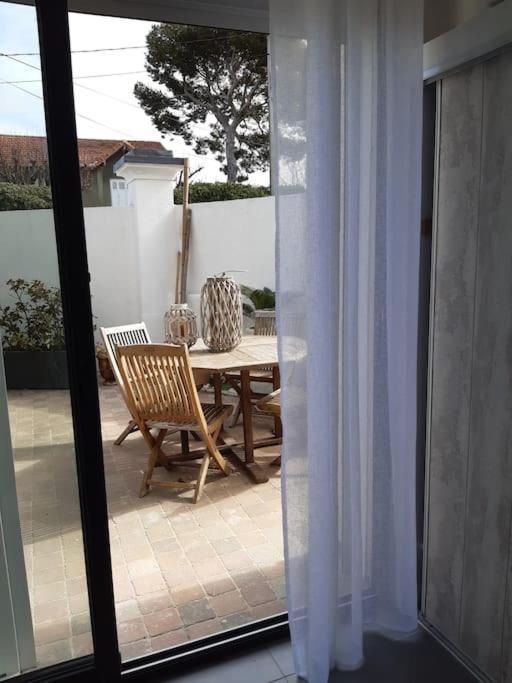 Grand Studio Avec Patio Marsella Exterior foto